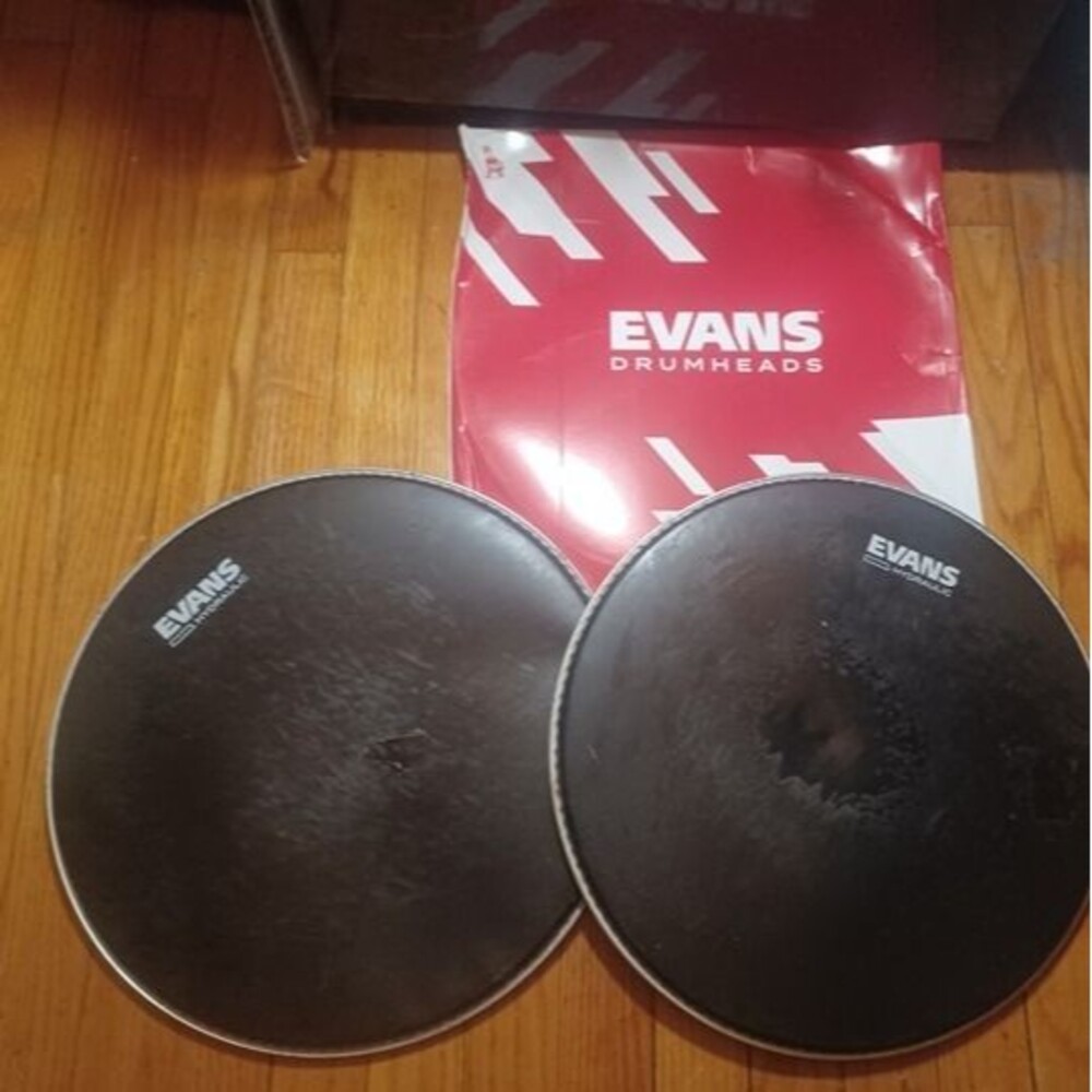 Set of 2 - Evans drum head 14”  Hydraulic Black Coated